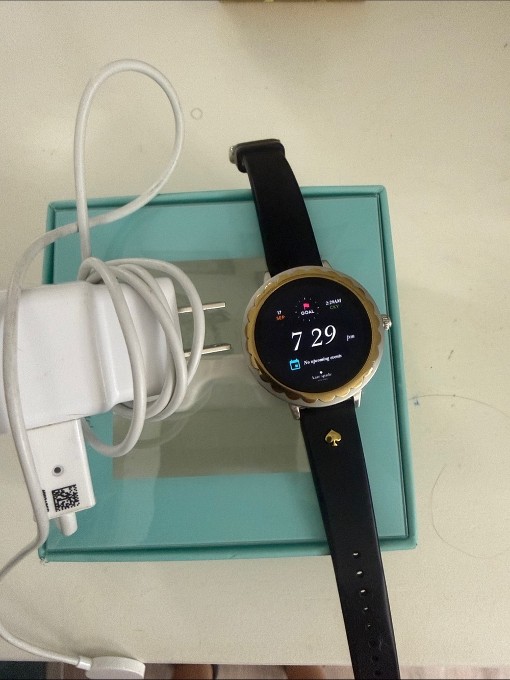kate spade Black and Gold Round Smartwatch with Silicone Strap